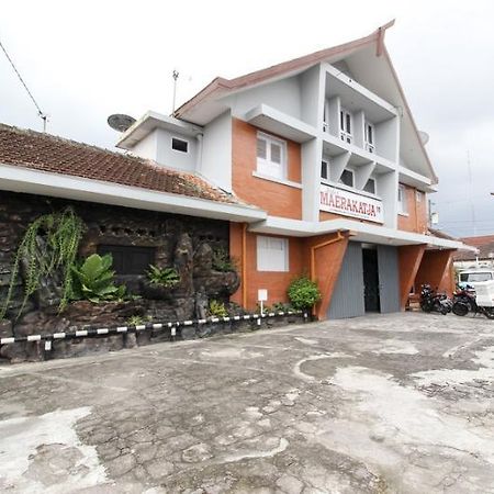 Hotel Reddoorz Near Rs Sarjito Yogyakarta Exterior foto