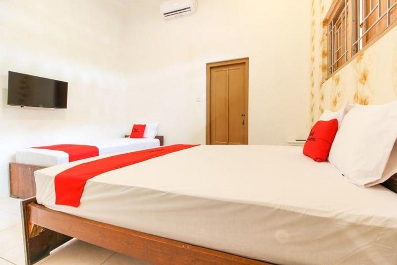 Hotel Reddoorz Near Rs Sarjito Yogyakarta Exterior foto